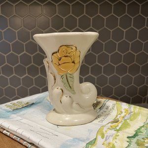 Vintage Hull Bud Vase